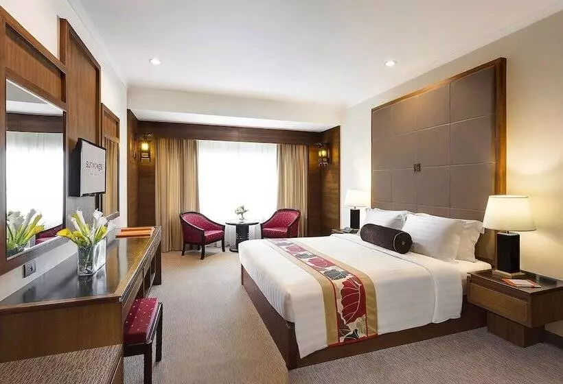 Deluxe-huone, Movenpick Suriwongse Hotel Chiang Mai
