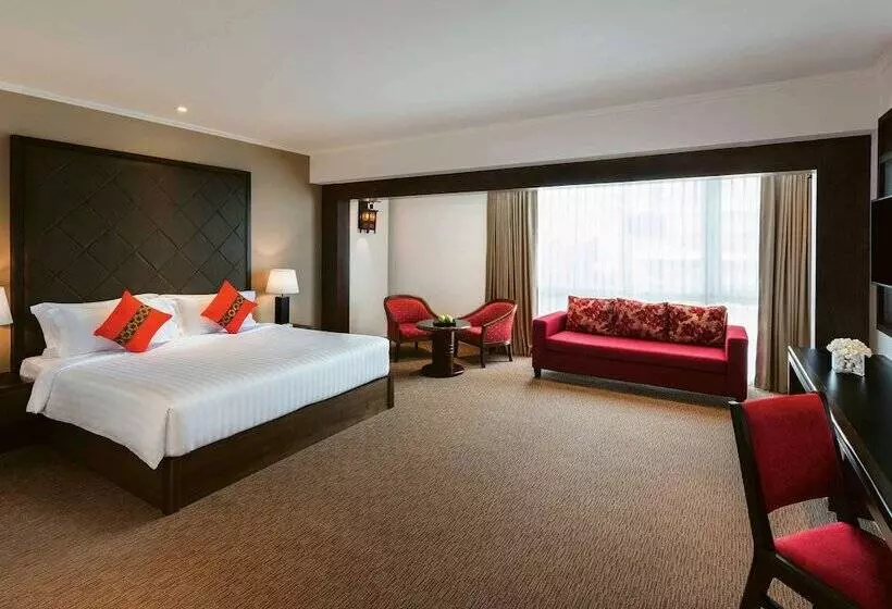 Juniorsviitti, Movenpick Suriwongse Hotel Chiang Mai