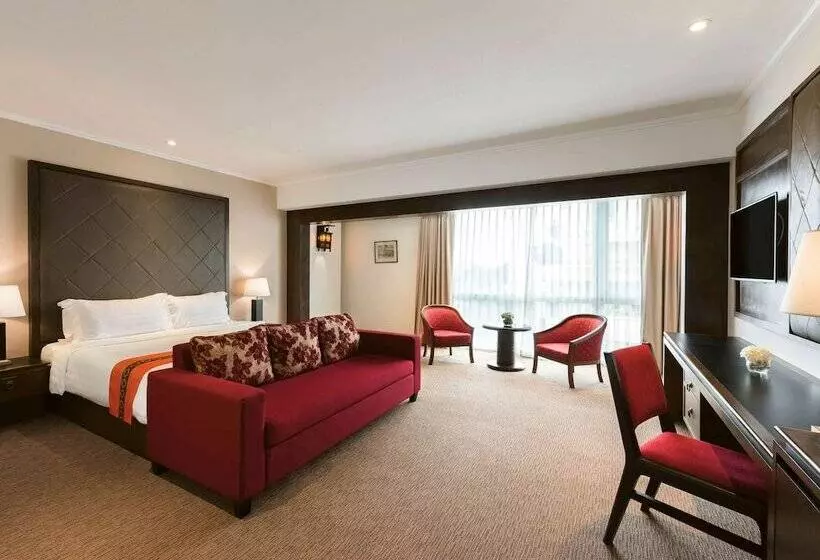 Sviitti, Movenpick Suriwongse Hotel Chiang Mai