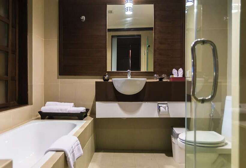 غرفة سوبيريور, Movenpick Suriwongse Hotel Chiang Mai