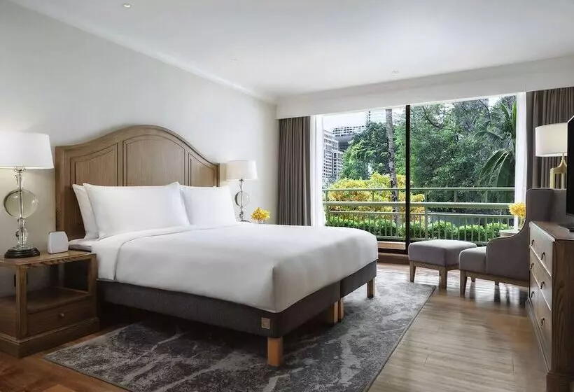 スイート, Mövenpick Hotel Bangkok Ploenchit Bdms