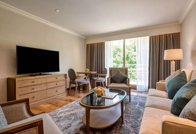 スイート, Mövenpick Hotel Bangkok Ploenchit Bdms