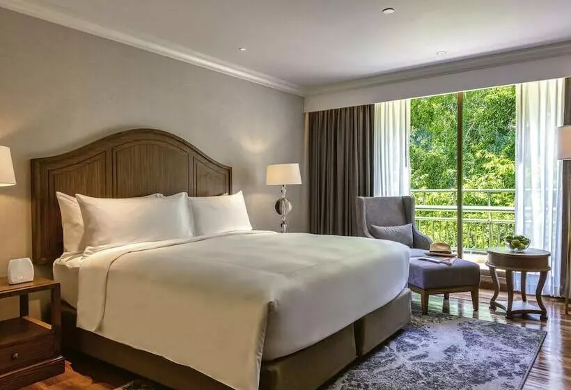 スイート, Mövenpick Hotel Bangkok Ploenchit Bdms