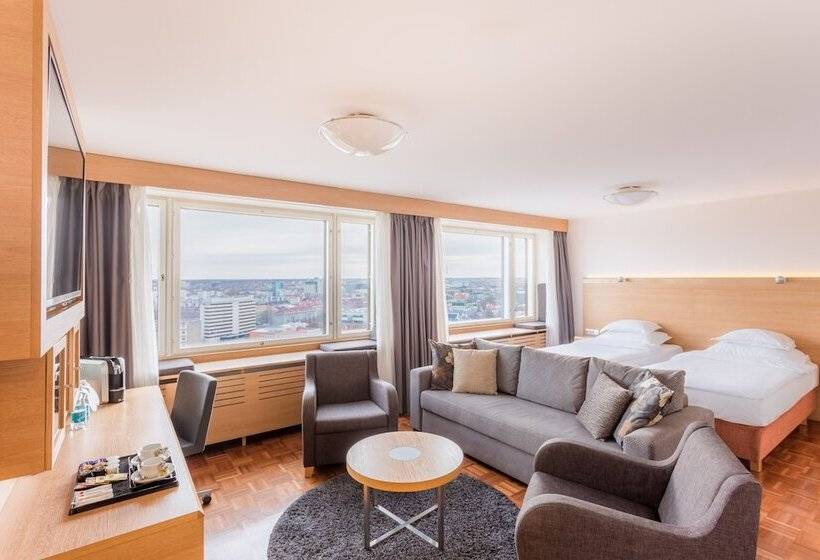 سوییت جونیور, Original Sokos Hotel Viru