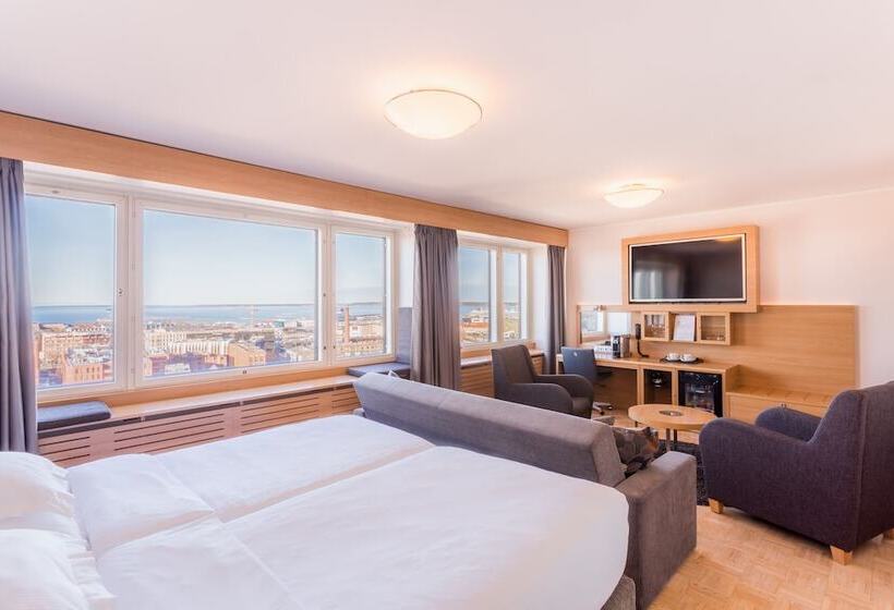 سوییت جونیور, Original Sokos Hotel Viru