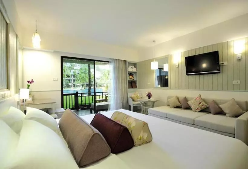 اتاق لوکس با چشمانداز استخر, Katathani Phuket Beach Resort Sha Extra Plus