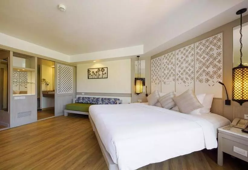 اتاق لوکس, Katathani Phuket Beach Resort Sha Extra Plus