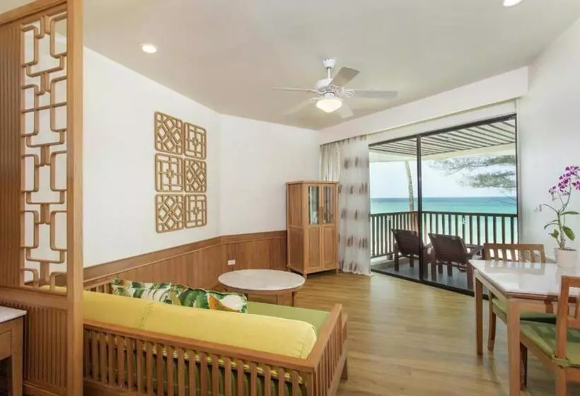 سوییت جونیور با چشمانداز دریا, Katathani Phuket Beach Resort Sha Extra Plus