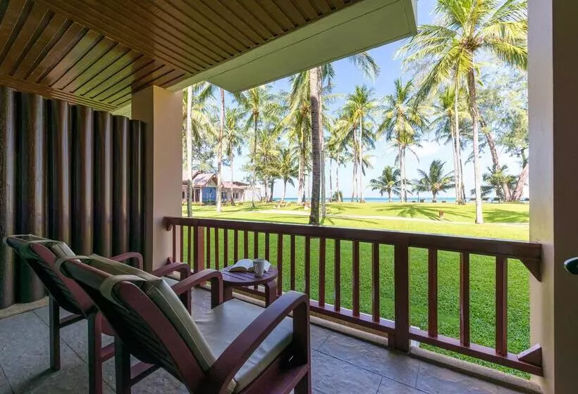 سوییت جونیور, Katathani Phuket Beach Resort Sha Extra Plus