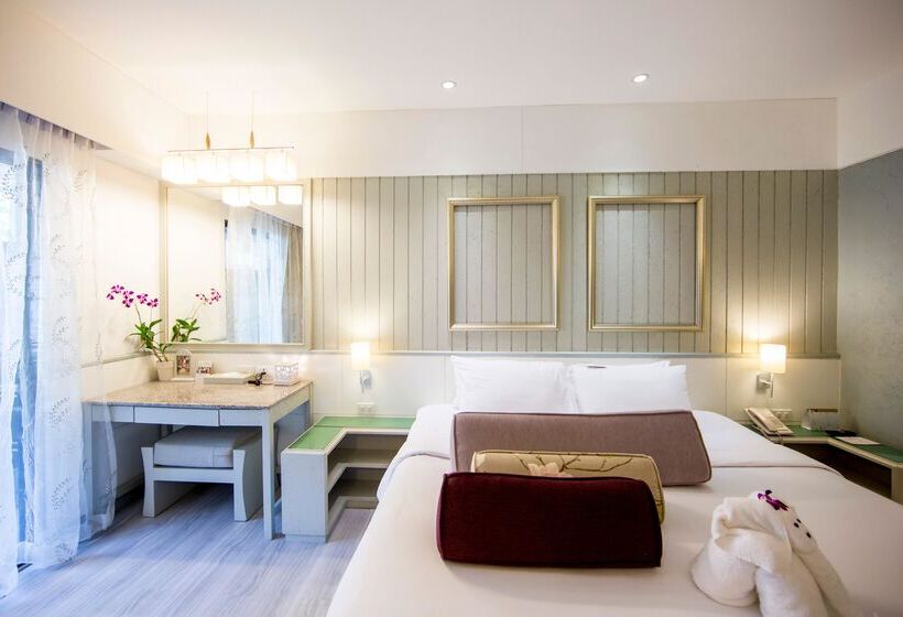 풀장 전망 디럭스 룸, Katathani Phuket Beach Resort   Sha Extra Plus