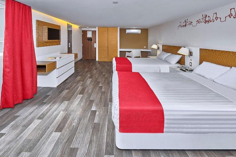 풀장 전망 디럭스 룸, Katathani Phuket Beach Resort   Sha Extra Plus