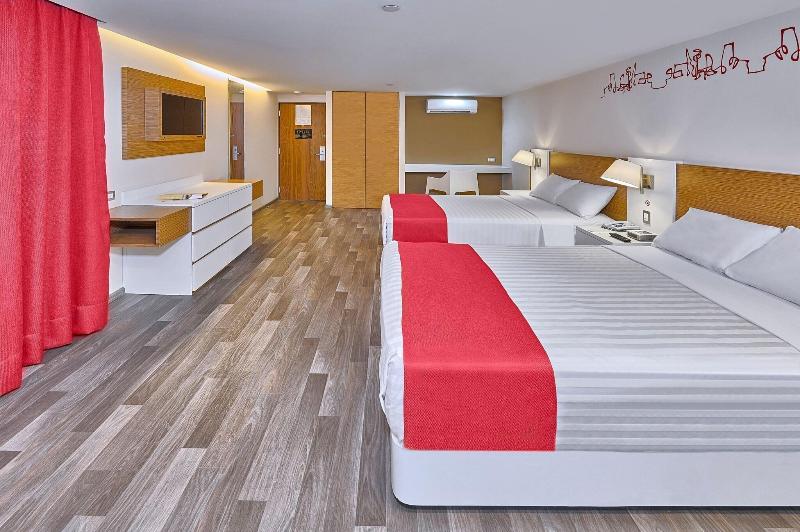 غرفة ديلوكس مطلة على حمام السباحة, Katathani Phuket Beach Resort   Sha Extra Plus