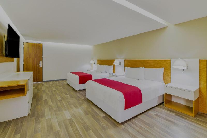 풀장 전망 디럭스 룸, Katathani Phuket Beach Resort   Sha Extra Plus
