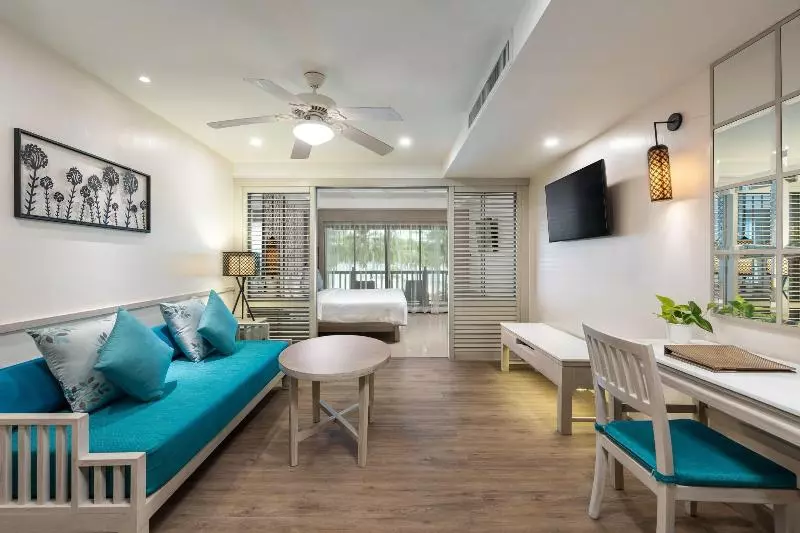 سوییت, Katathani Phuket Beach Resort Sha Extra Plus