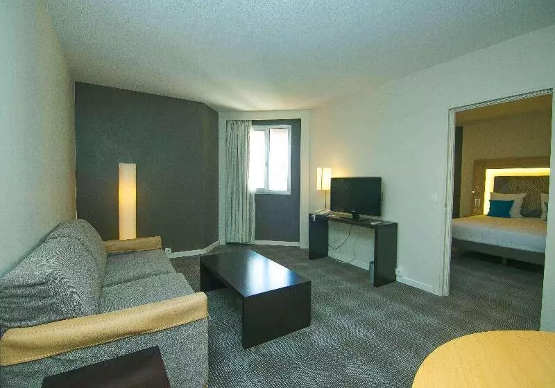 オーシャンビュージュニアスイート, Novotel Dakar