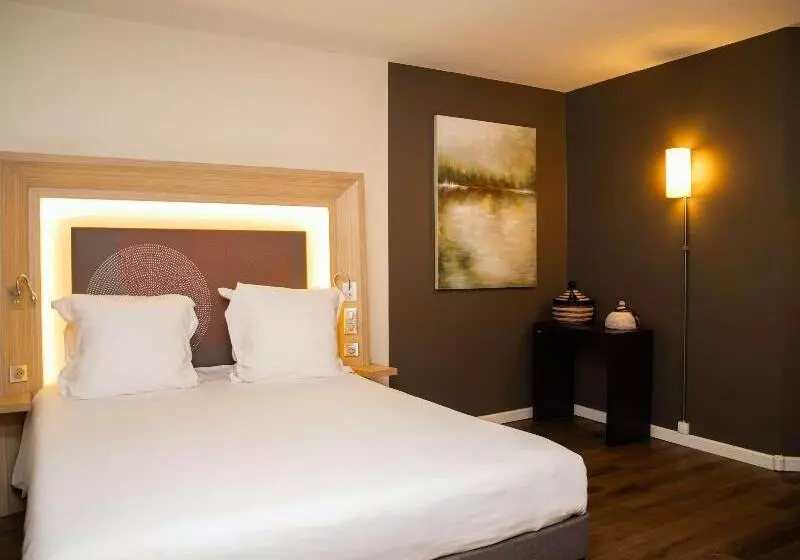 オーシャンビュージュニアスイート, Novotel Dakar