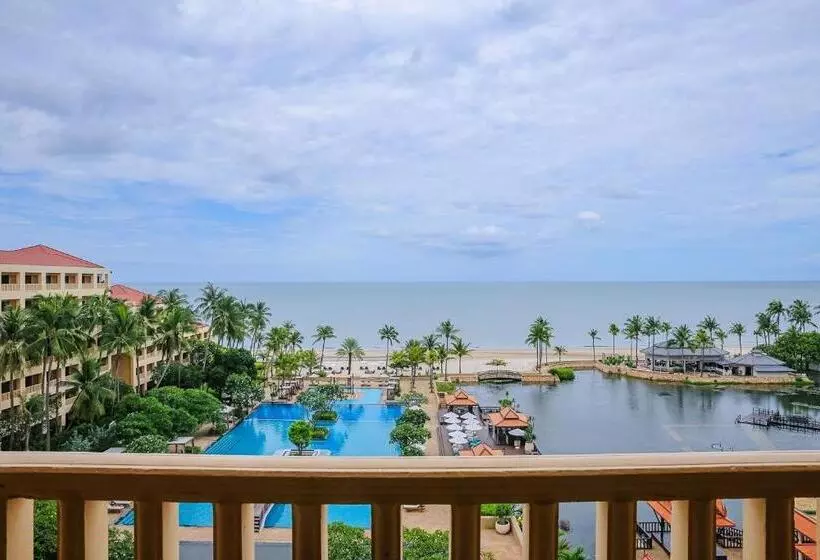 キングサイズベッドのクラブルーム, Dusit Thani Hua Hin