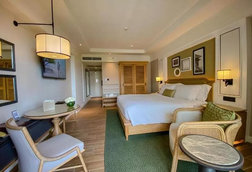 キングサイズベッドのクラブルーム, Dusit Thani Hua Hin