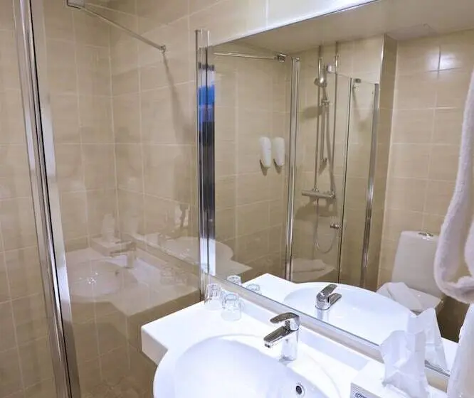 اتاق سوپریور خانوادگی, Scandic Imatran Valtionhotelli
