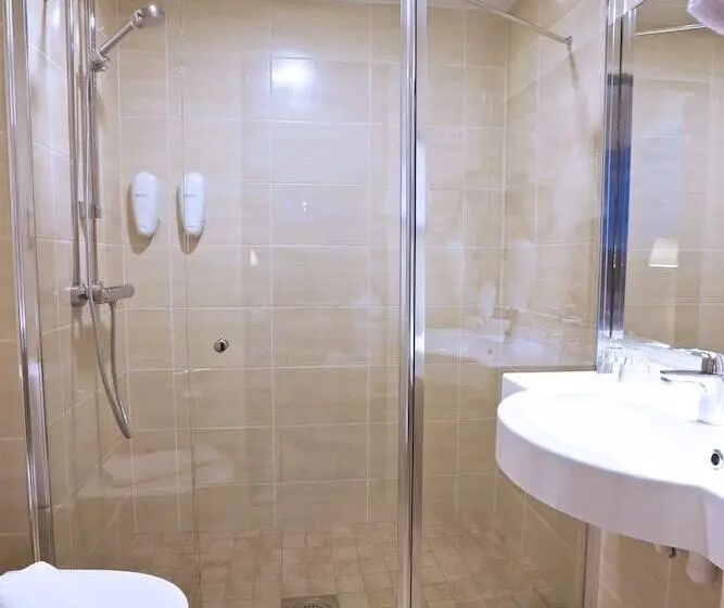 اتاق سوپریور خانوادگی, Scandic Imatran Valtionhotelli