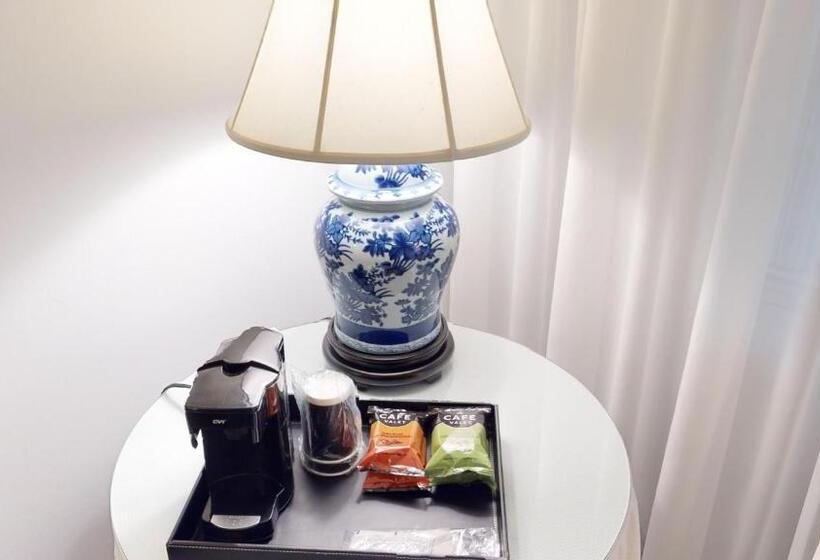 غرفة كلاسيكية سرير كينج, Avon Old Farms