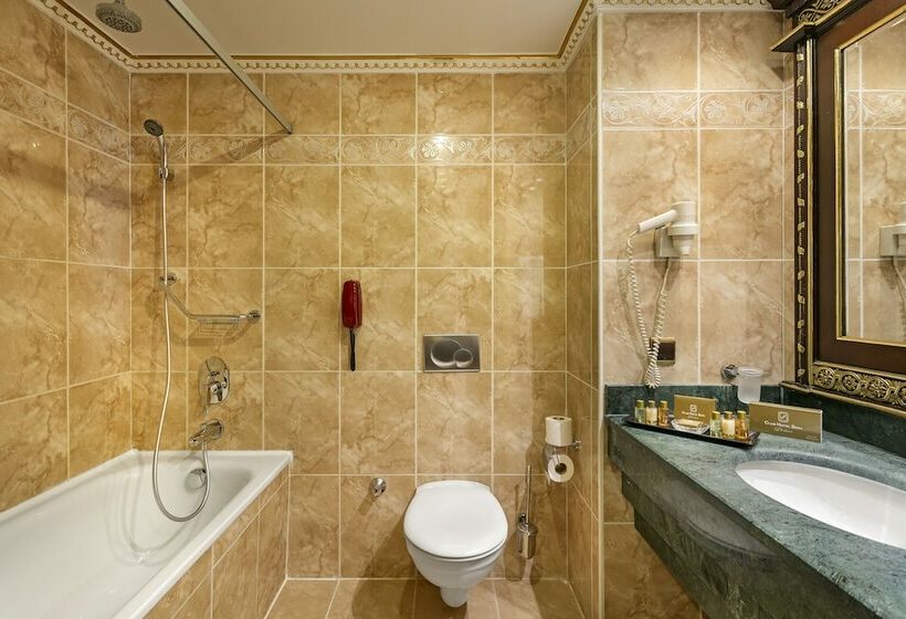 اتاق استاندارد, Club Hotel Sera