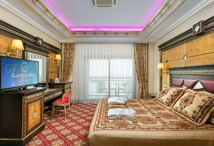 سوییت لوکس, Club Hotel Sera