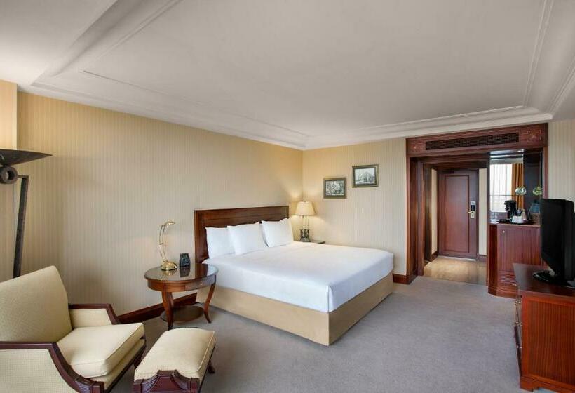 Standard Room King Size Bed