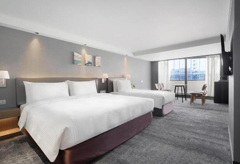 اتاق استاندارد سه تخته با بالکن, Illume Taipei