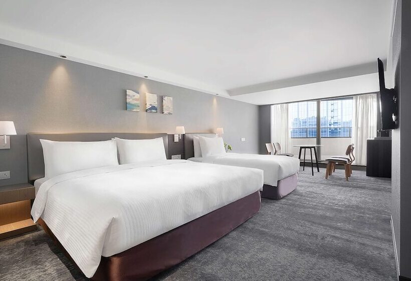 اتاق استاندارد سه تخته با بالکن, Illume Taipei