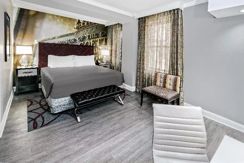 اتاق استاندارد با تخت بزرگ, Indigo Dallas Downtown, An Ihg
