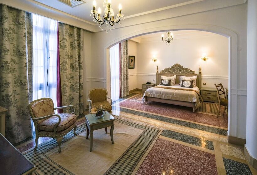 اتاق سوپریور یک تخته, Majestic