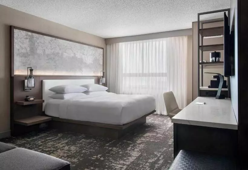 اتاق استاندارد با تخت بزرگ, Marriott Albany