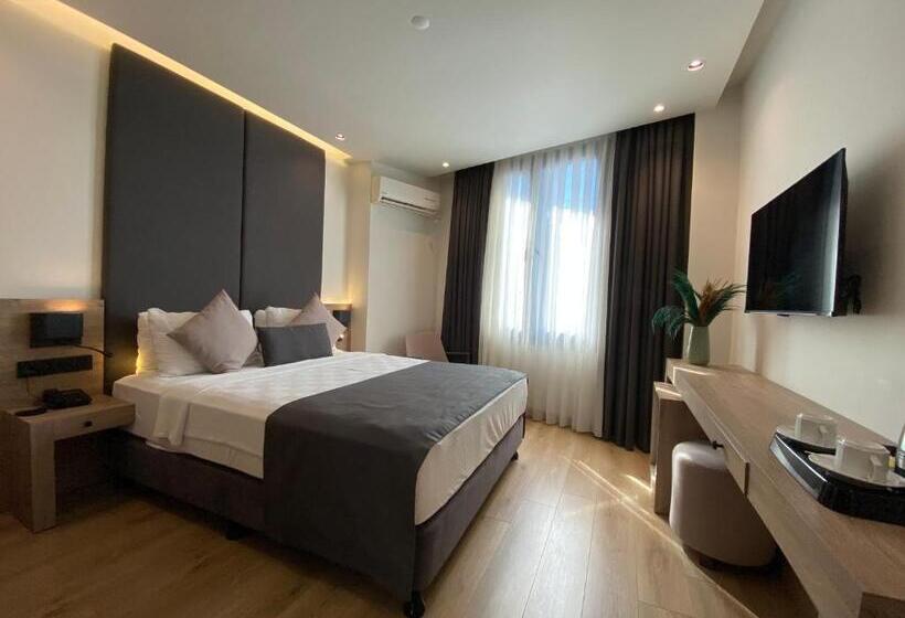 标准单人间, Nobel