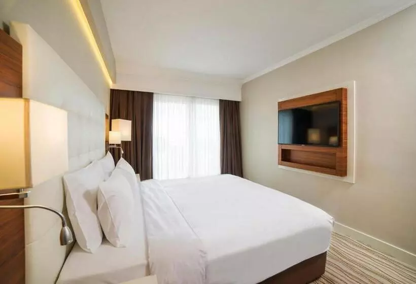 سوییت با چشم‌انداز دریا, Radisson Hotel President Old Town Istanbul