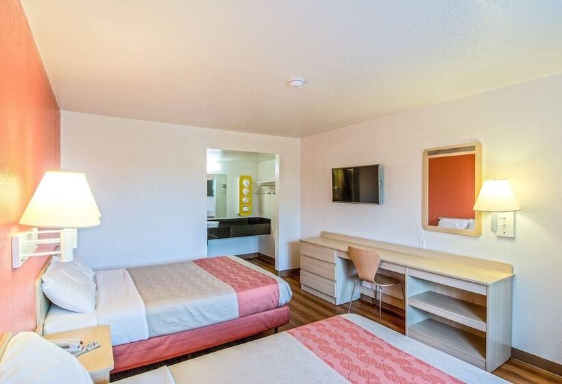 디럭스 룸, Motel 6 Redding, Ca  South