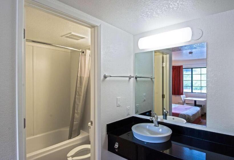 디럭스 룸, Motel 6 Redding, Ca  South