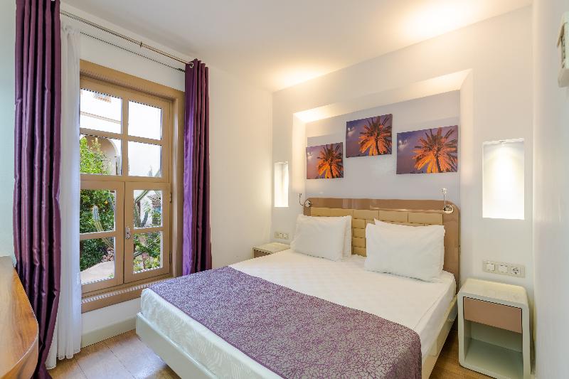 اتاق اکونومی, Puding