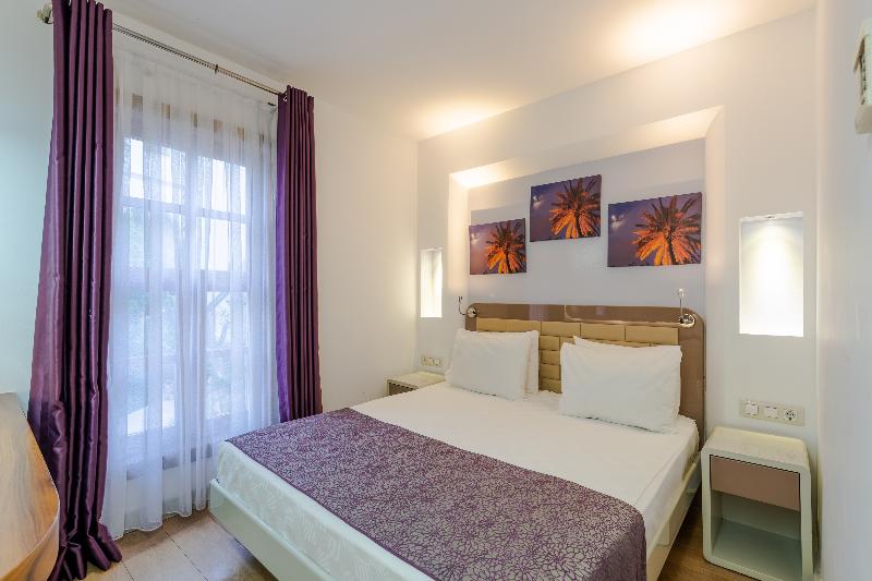 اتاق اکونومی, Puding