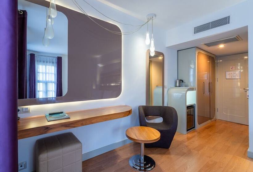 اتاق استاندارد سه نفره, Puding