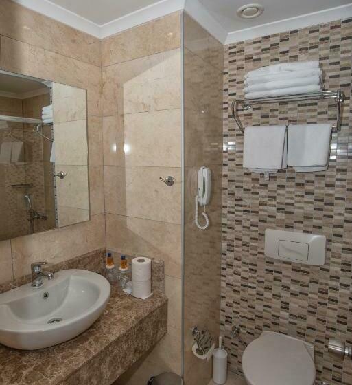 Номер Стандарт Вид на Море с Балконом, Riviera Hotel & Spa