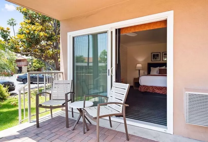 اتاق استاندارد با 2 تخت دوبل, Best Western Pine Tree Motel