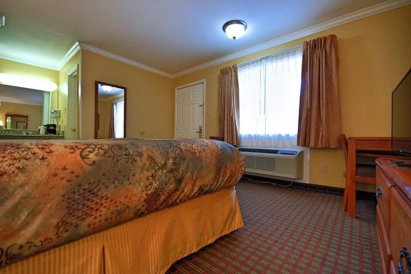 带大床的标准间, Americas Best Value Inn Killeen Ft. Hood