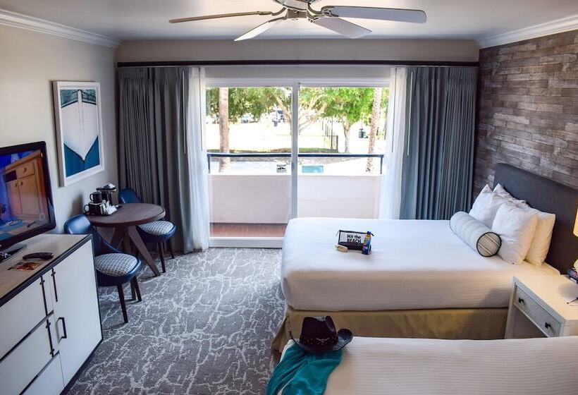 Номер Стандарт 2 Двуспальные Кровати, Beachside Inn
