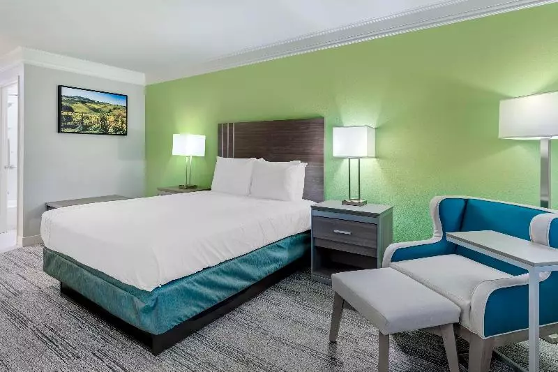 اتاق استاندارد برای معلولان, Best Western Cordelia Inn