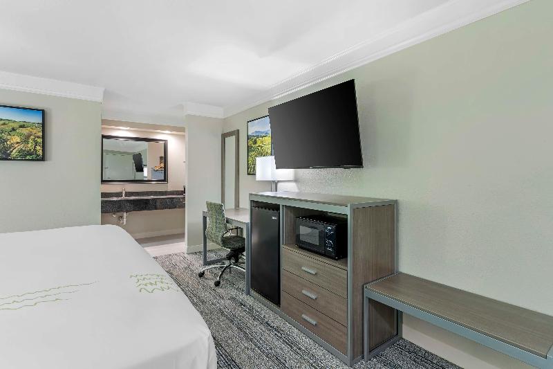 장애인을 위한 스탠다드 룸, Best Western Cordelia Inn