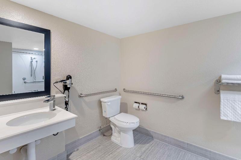 חדר סטנדרט מותאם לאדם עם מוגבלויות, Best Western Cordelia Inn