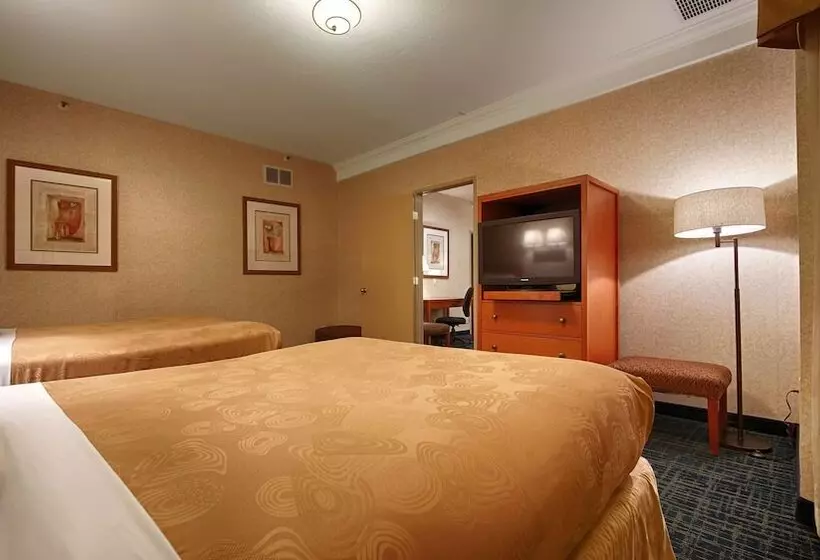 スイート, Best Western De Anza Inn