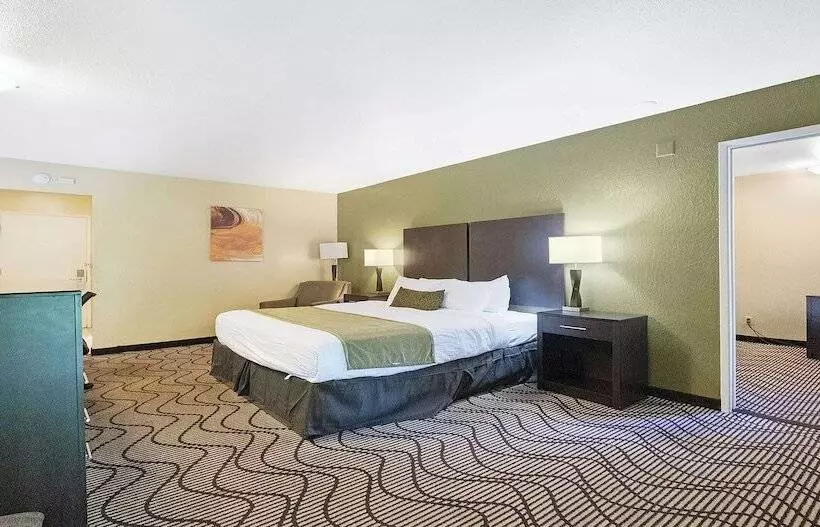 سوییت, Best Western Gold Country Inn