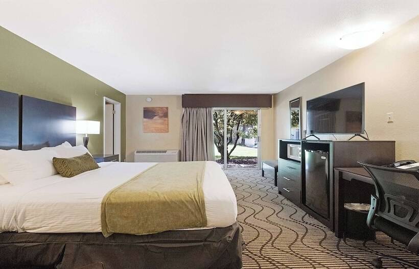 סוויטה, Best Western Gold Country Inn